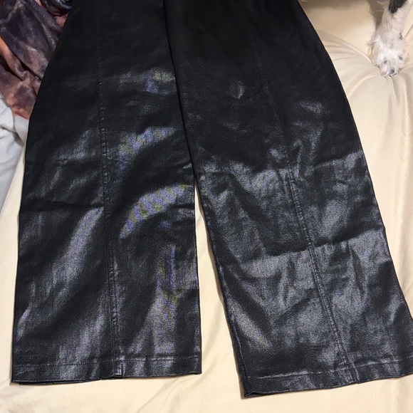 PrettyLittleThing Glossy Black Pants - Picture 5 of 5